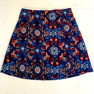 Hollister Women XS Knit Stretch Elastic Waist A-line Skirt in Colorful Patterned
